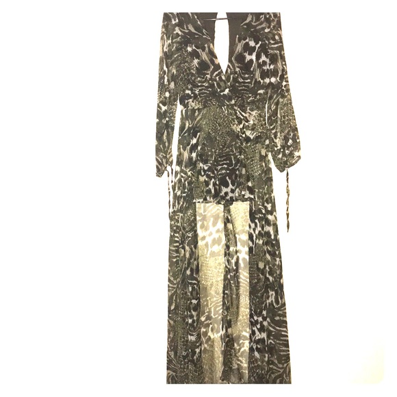 1 Piece Romper - Picture 2 of 5